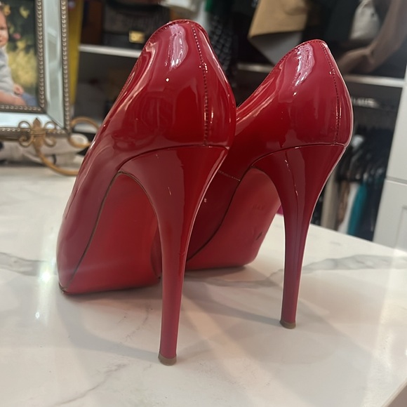 Louboutin heels size 39.5 - Picture 8 of 8